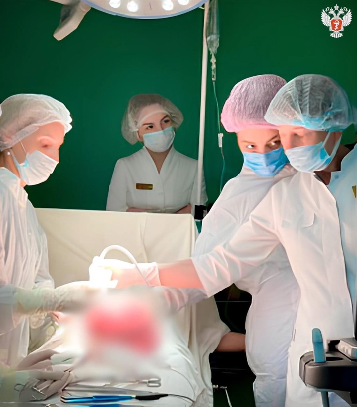 Краснодарские специалисты спасли жизнь беременной пациентке с миомой матки и аппендицитом