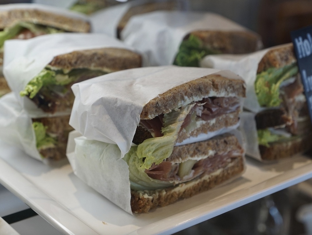 Продажи готовой еды в крупных торговых сетях-членах Ассоциации компаний розничной торговли (АКОРТ) по итогам 2024 года выросли в среднем на 24% в денежном…