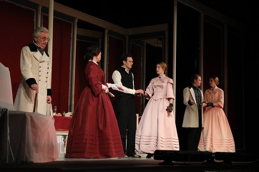 Филиалу Малого театра в Когалыме — лет