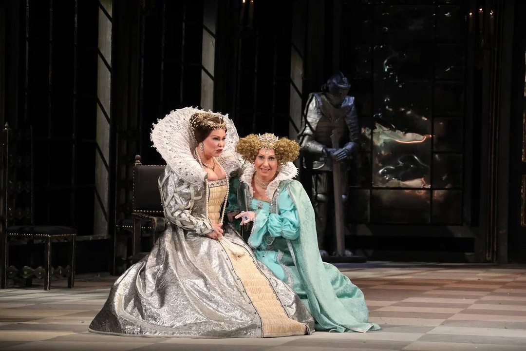 Филиалу Малого театра в Когалыме — лет