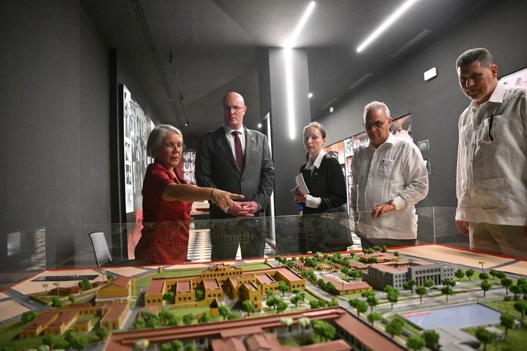 Дмитрий Чернышенко посетил памятные исторические места в Сантьяго-де-Куба и продолжил рабочий визит в Гавану