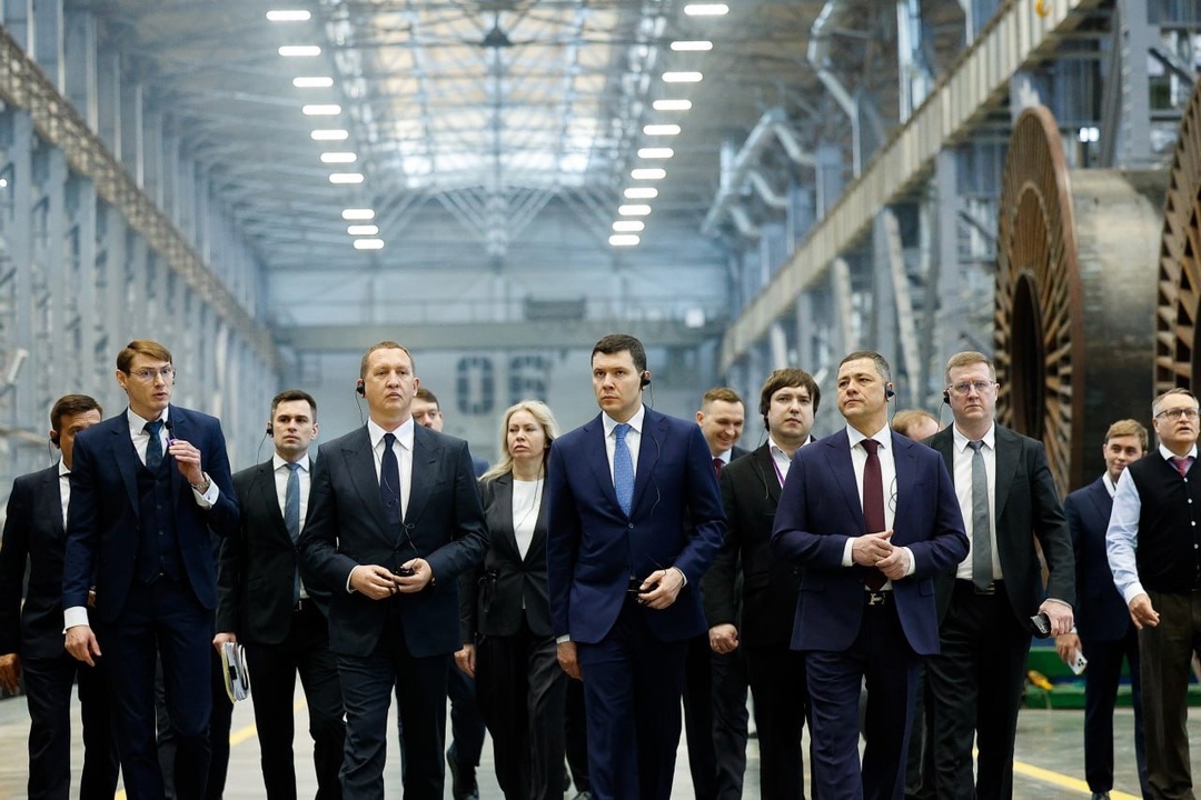 Антон Алиханов совершил рабочую поездку в Псковскую область