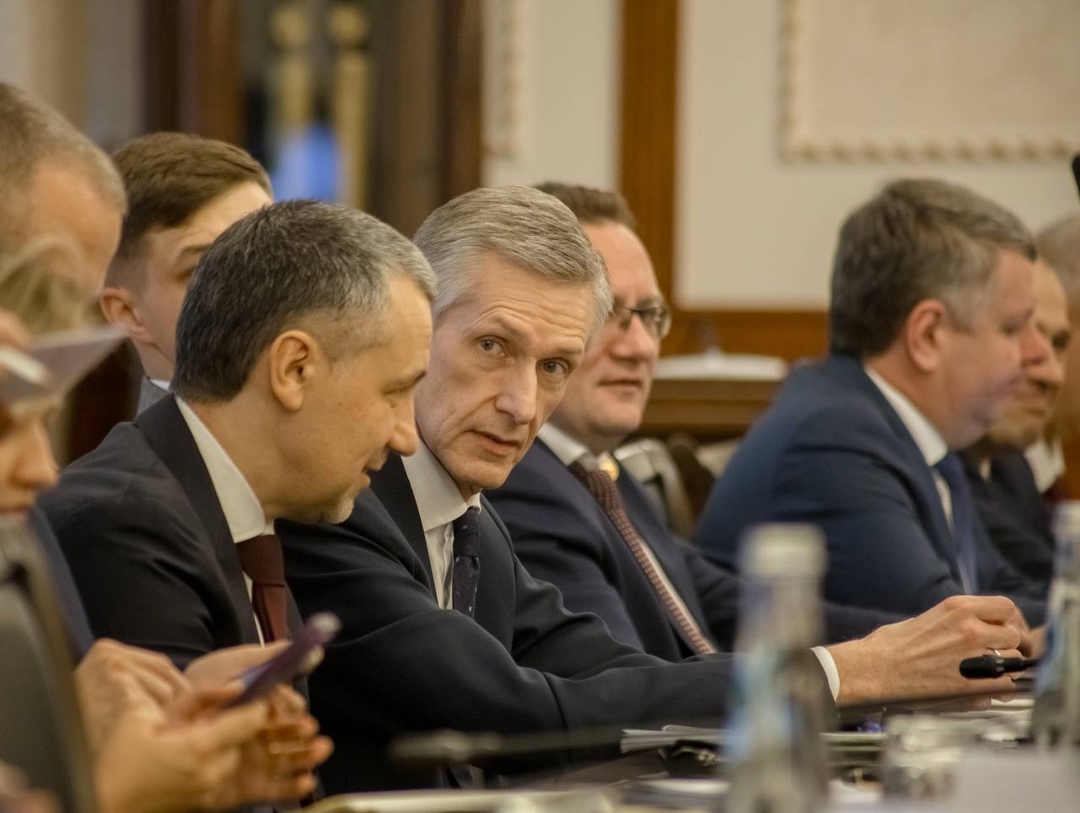 Будем строить ВСМ Роман Старовойт провел очередное заседание проектного офиса.