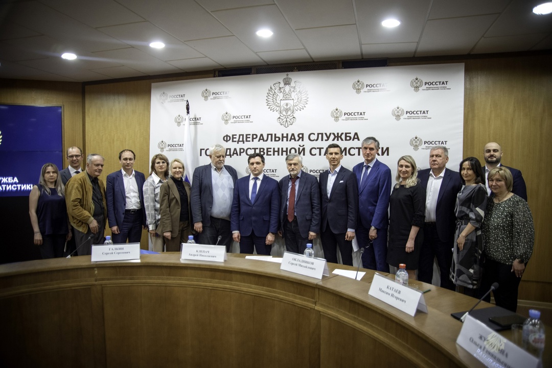 Поздравляем коллег из Общественной палаты с 20-летним юбилеем!