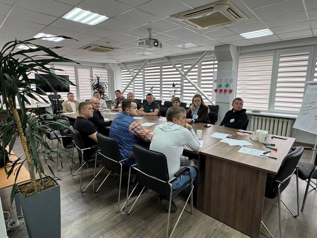 Чмыкт, Чмакт, Чмокт, Чмэкт! Нет, нас не взломали, и это не набор странных слов