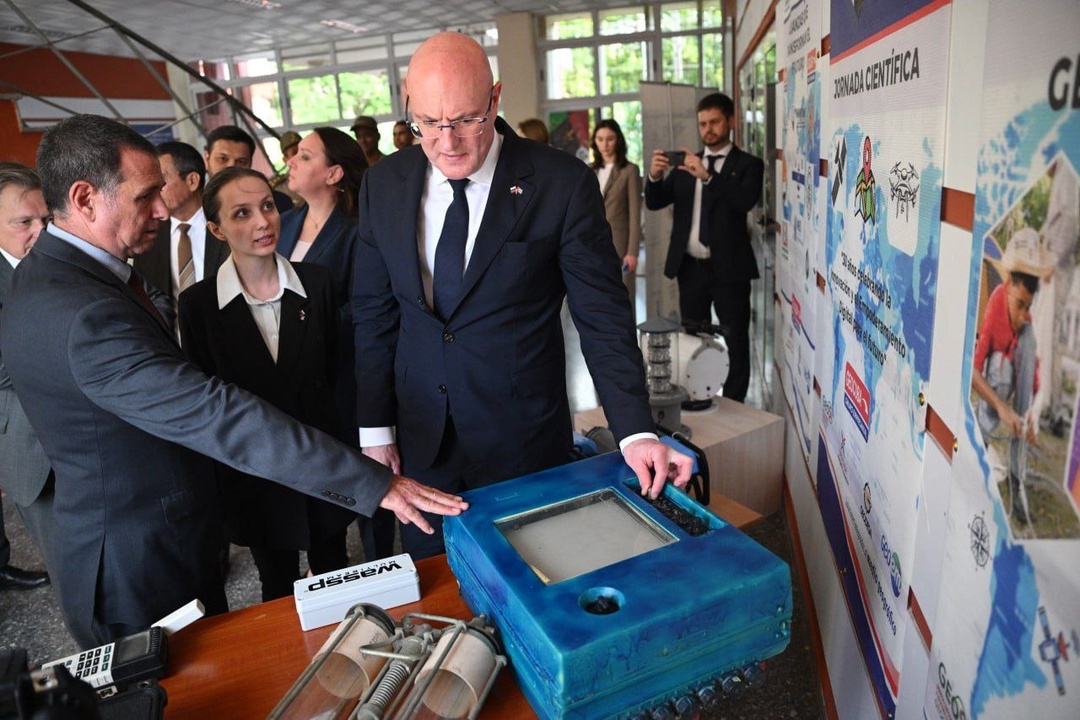 Дмитрий Чернышенко запустил сборочную площадку УАЗ и открыл филиал Южного федерального университета в Гаване