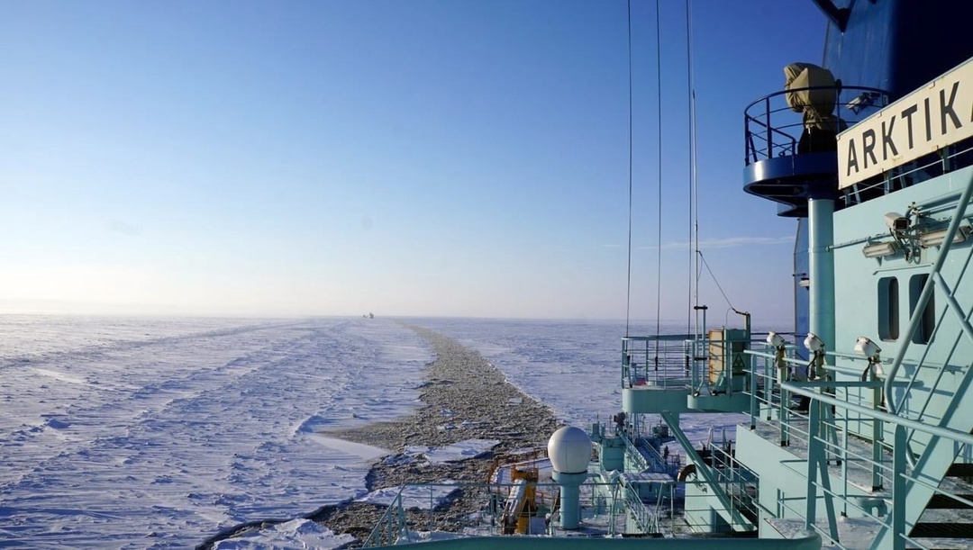 Шайтанский бар до и после прохождения атомного ледокола «Арктика».