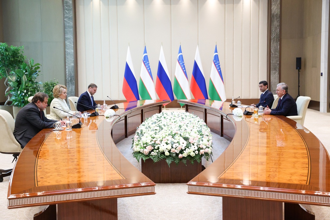 Состоялась встреча Председателя Совета Федерации Валентины Матвиенко с Президентом Республики Узбекистан Шавкатом Мирзиёевым