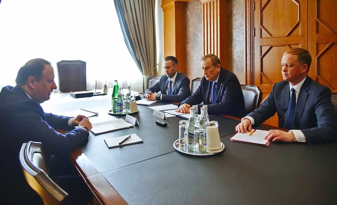 Руководитель Северо-Западного управления Ростехнадзора Константин Давыдов встретился с Губернатором Ленинградской области Александром Дрозденко.