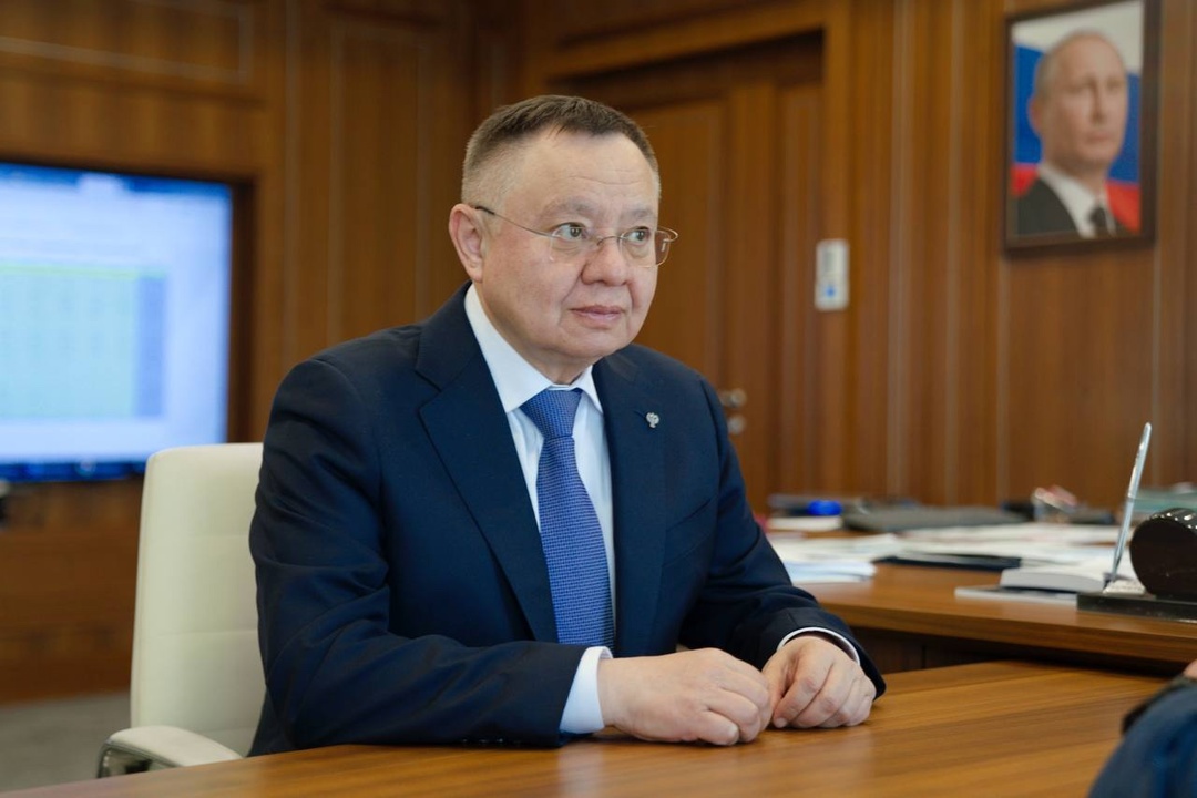 Министр строительства и ЖКХ РФ Ирек Файзуллин провел рабочую встречу с генеральным директором АНО «Россия – страна возможностей», ректором мастерской…