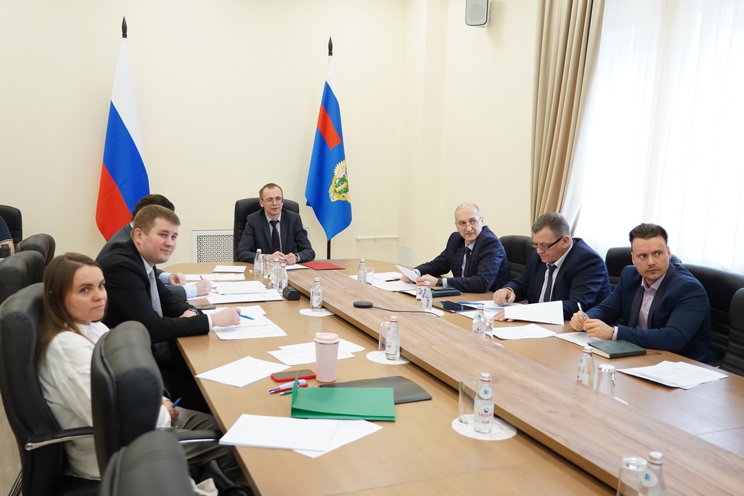 #международное_сотрудничество Ростехнадзор в формате ВКС провёл совещание с Высшей комиссией по промышленной безопасности Саудовской Аравии