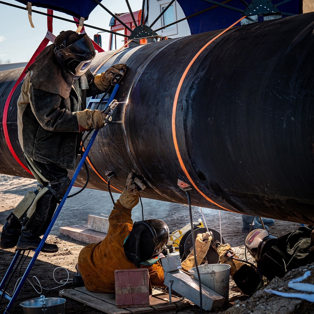 Весна — дело ответственное. В «Газпром трансгаз Санкт-Петербург» подготовились к паводковому сезону: в конце марта провели учения, проверили технику,…