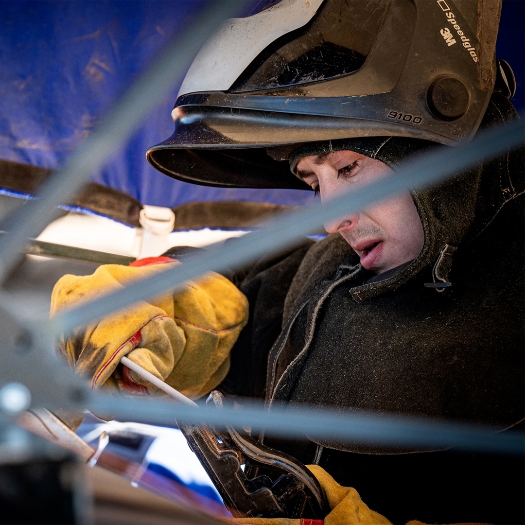 Весна — дело ответственное. В «Газпром трансгаз Санкт-Петербург» подготовились к паводковому сезону: в конце марта провели учения, проверили технику,…