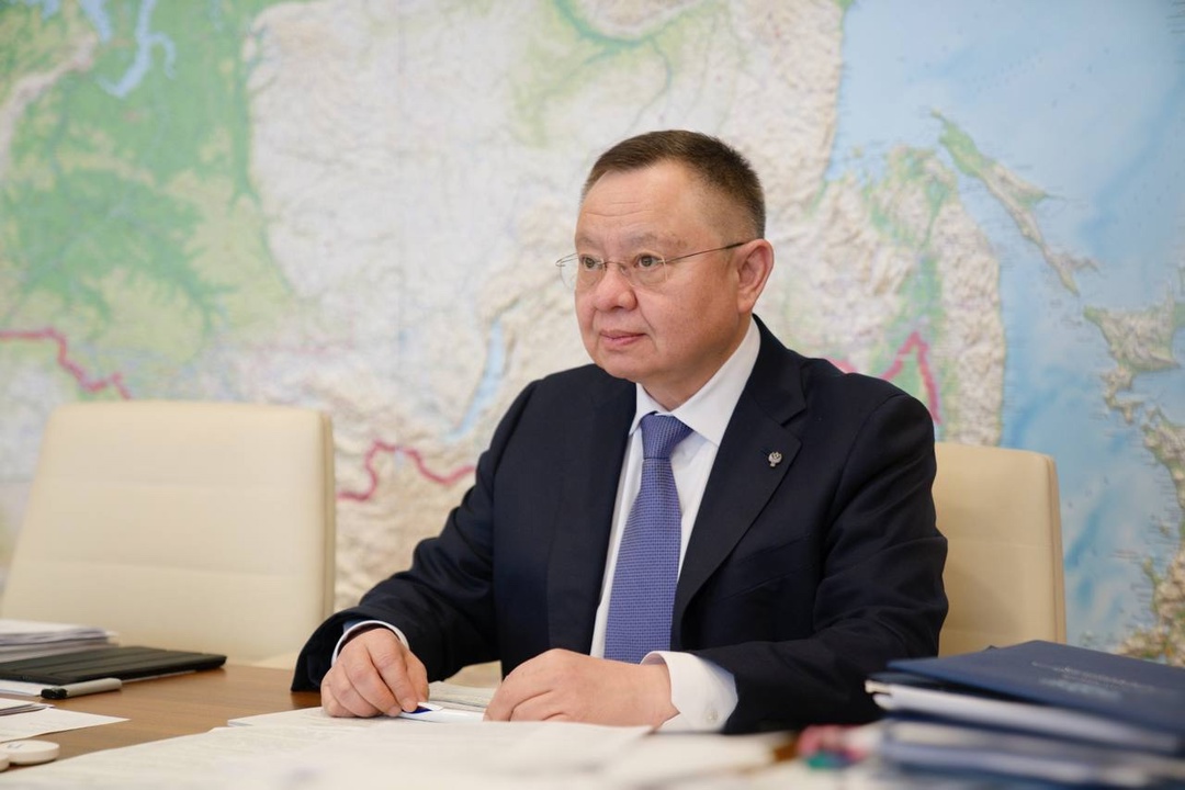 Глава Минстроя России Ирек Файзуллин провел рабочую встречу с Губернатором Магаданской области Сергеем Носовым