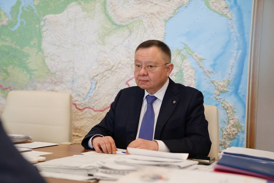 Глава Минстроя России Ирек Файзуллин провел рабочую встречу с Губернатором Иркутской области Игорем Кобзевым