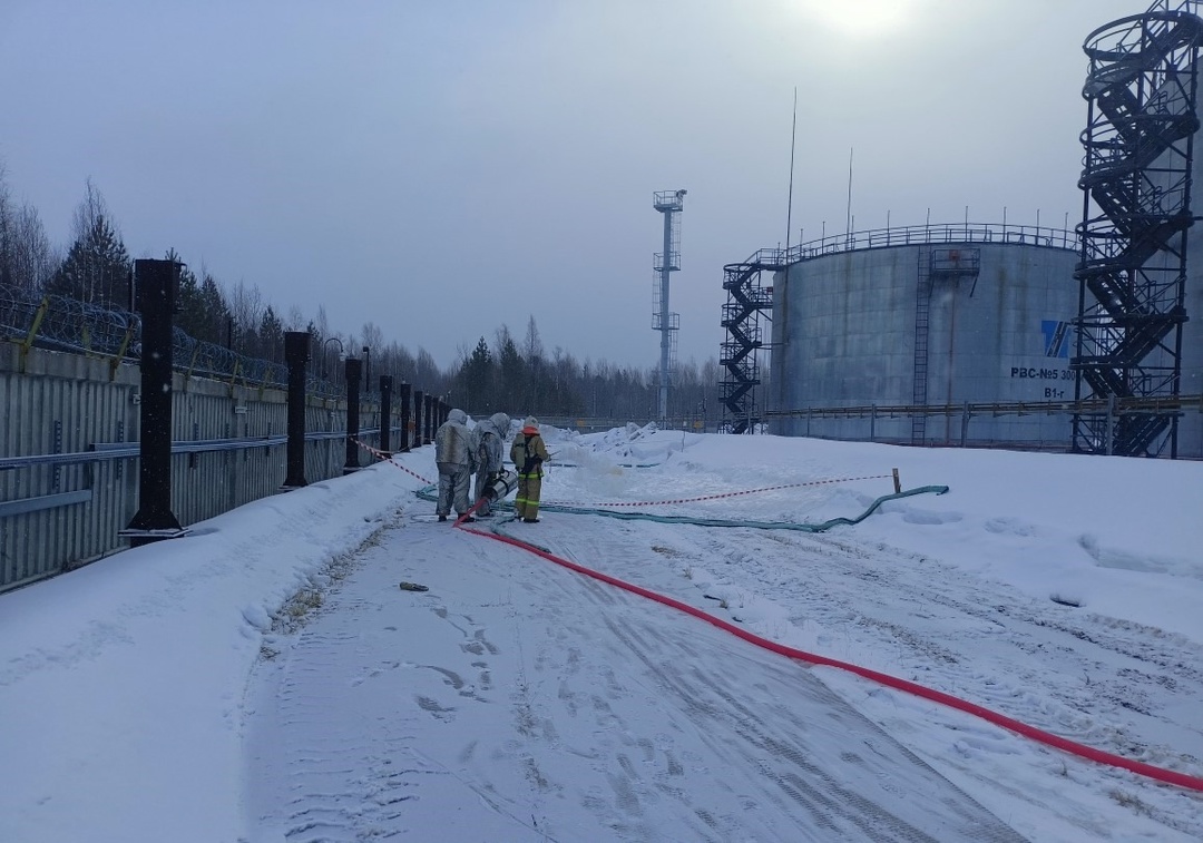 #Учения Сибирское управление Ростехнадзора в составе межведомственной комиссии проверило готовность ООО «Стрежевской нефтеперерабатывающий завод» к действиям…