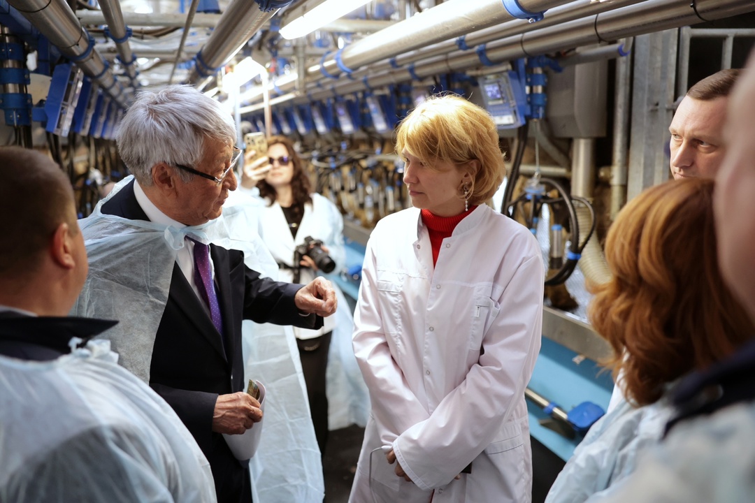 Оксана Лут ознакомилась с развитием АПК Саратовской области