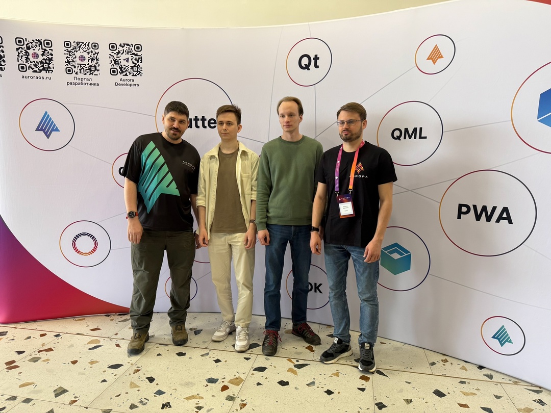 В эти минуты в Москве начинается конференция по кроссплатформенным технологиям под ОС Аврора ️