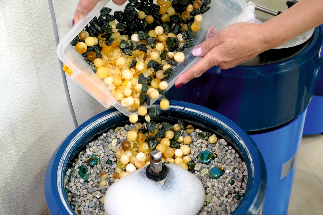 Солнечная система из «солнечного» камня