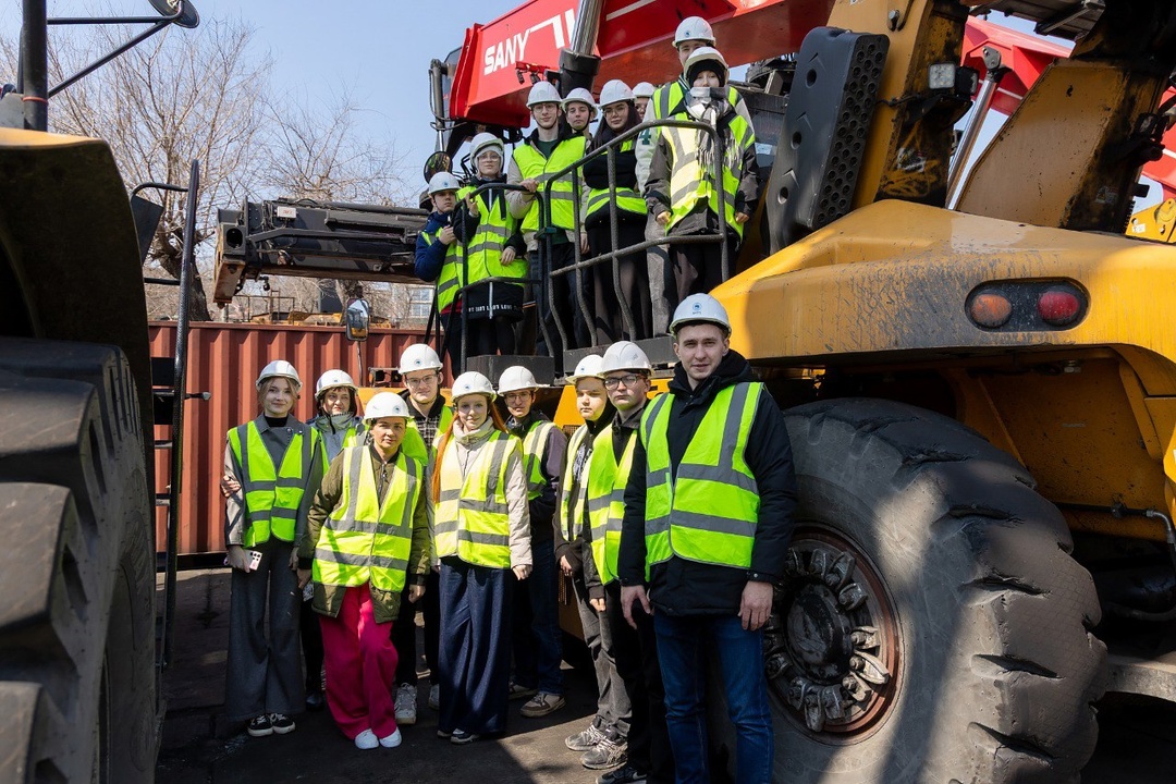 Все работы хороши, выбирай на вкус! Написано Маяковским, доказано ВМТП
