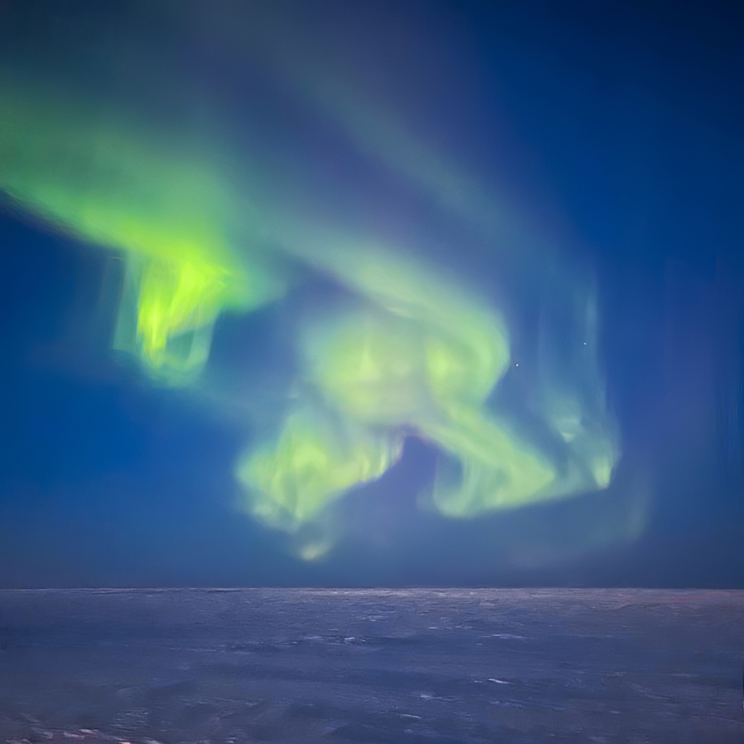 «С детства хотел приносить пользу людям и работать с технологиями, поэтому стал нефтяником