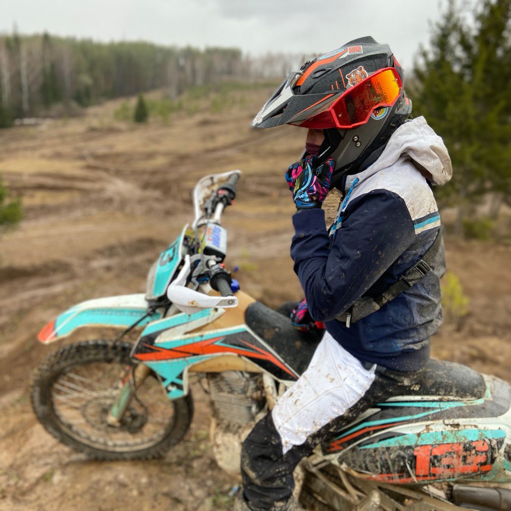 «С детства хотел приносить пользу людям и работать с технологиями, поэтому стал нефтяником