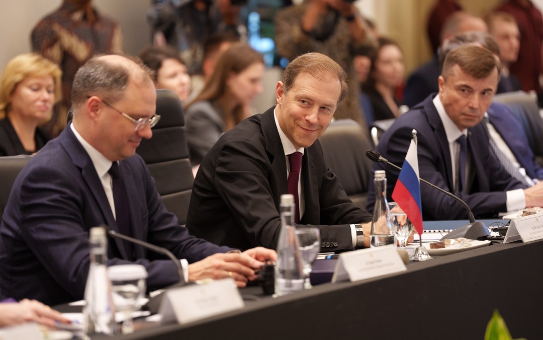 Денис Мантуров провел 13-е заседание Российско-индонезийской межправкомиссии
