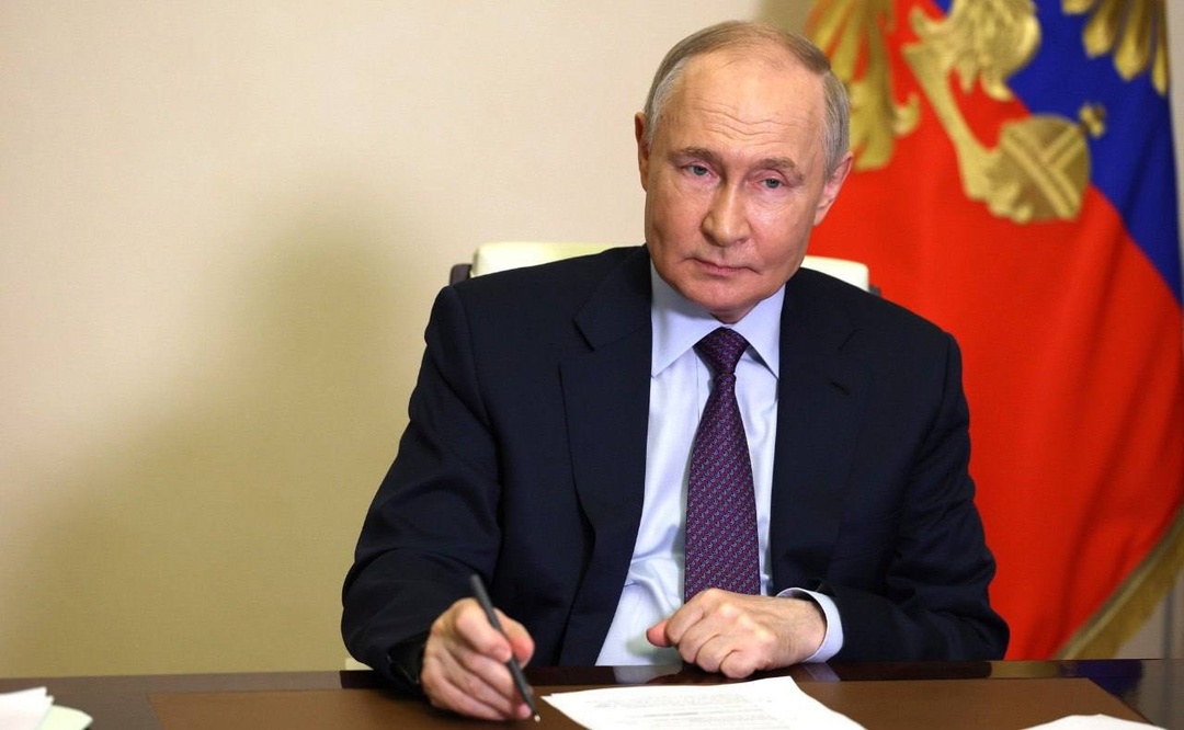 Министр строительства и ЖКХ РФ Ирек Файзуллин принял участие в заседании Президиума Государственного Совета по вопросу развития инфраструктуры для жизни под…