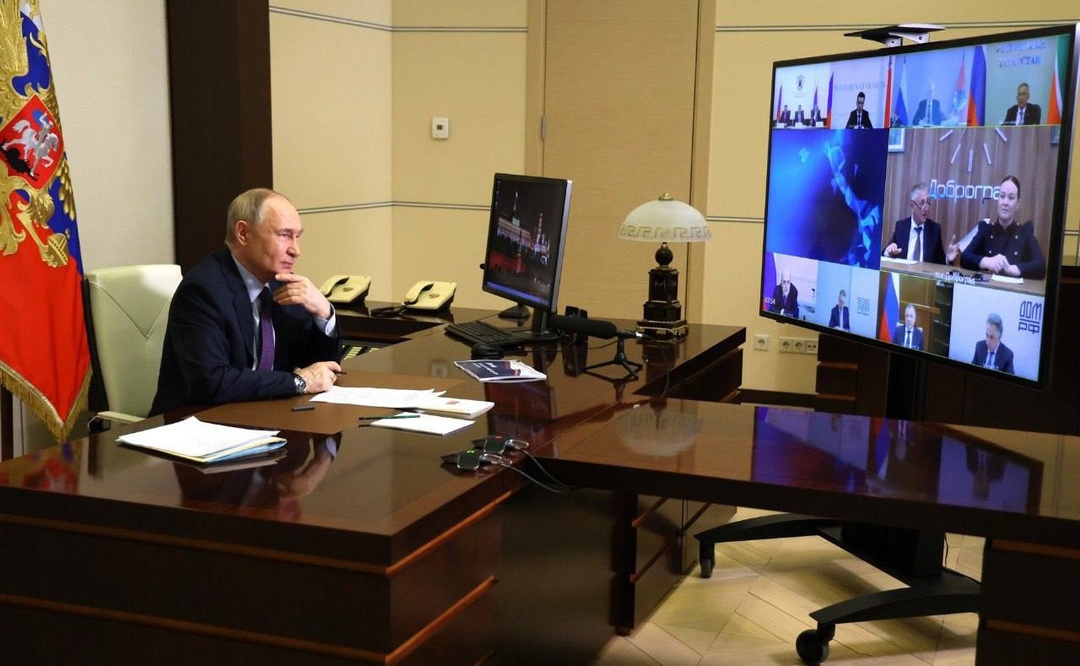 Министр строительства и ЖКХ РФ Ирек Файзуллин принял участие в заседании Президиума Государственного Совета по вопросу развития инфраструктуры для жизни под…