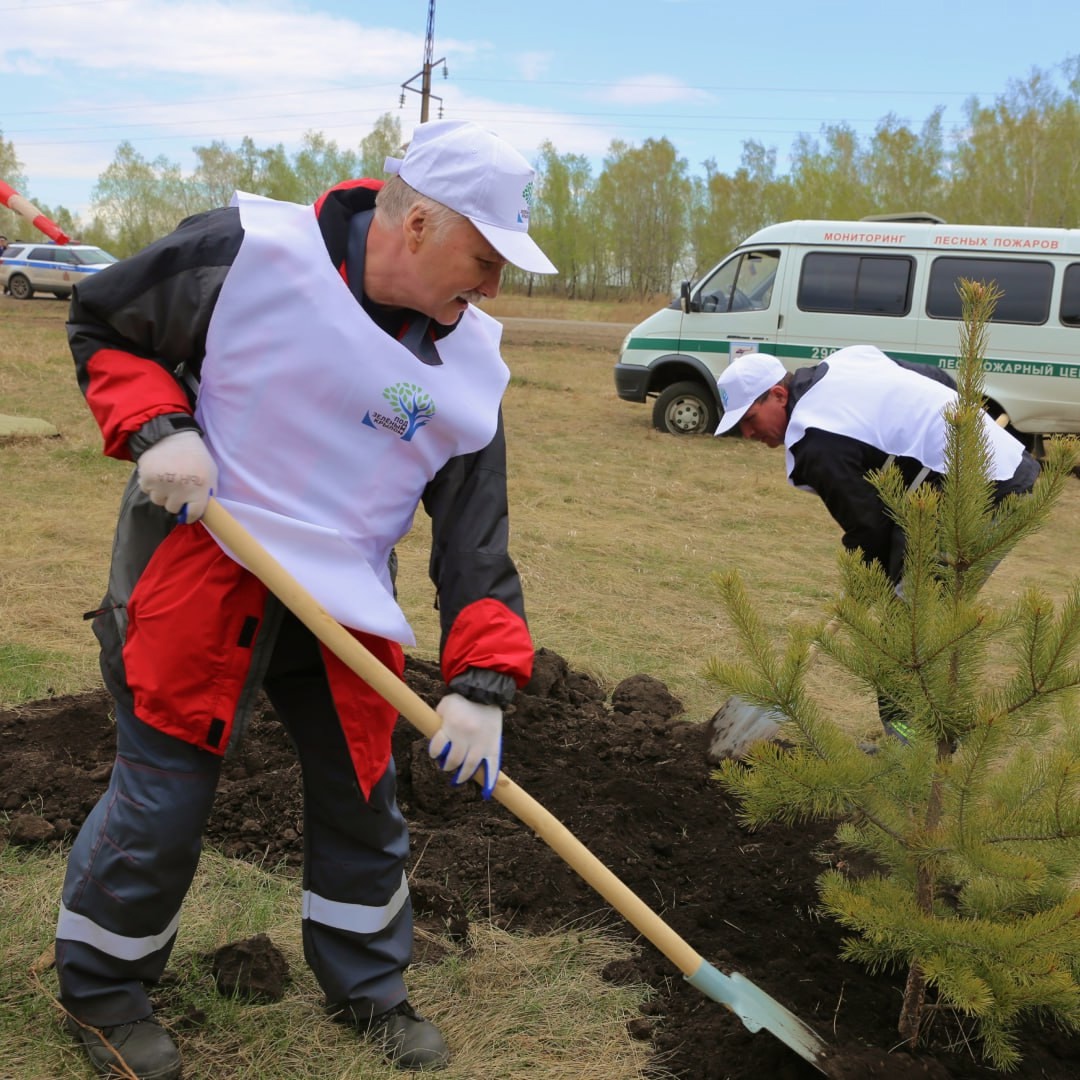 Сегодня мы расскажем про Андрея Богдановского, мастера участка управления технологией в корпусах электролиза КрАЗа