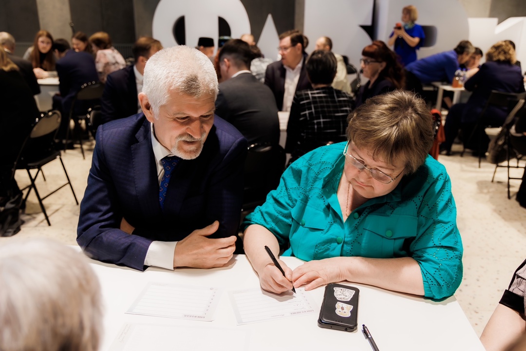 Квиз на знание истории «Татнефти» Это был второй этап конкурса династий, посвященный 75-летию «Татнефти»