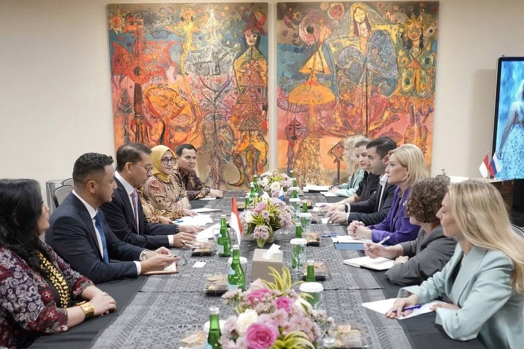 Ольга Любимова посетила с рабочим визитом Джакарту, где встретилась с министром культуры Индонезии Фадли Зоном