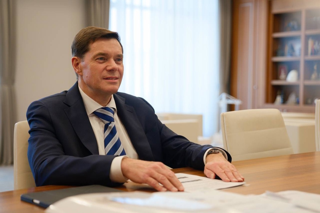 Министр строительства и ЖКХ РФ Ирек Файзуллин провел рабочую встречу с Председателем Наблюдательного Совета Ассоциации «Русская Сталь», Председателем Совета…