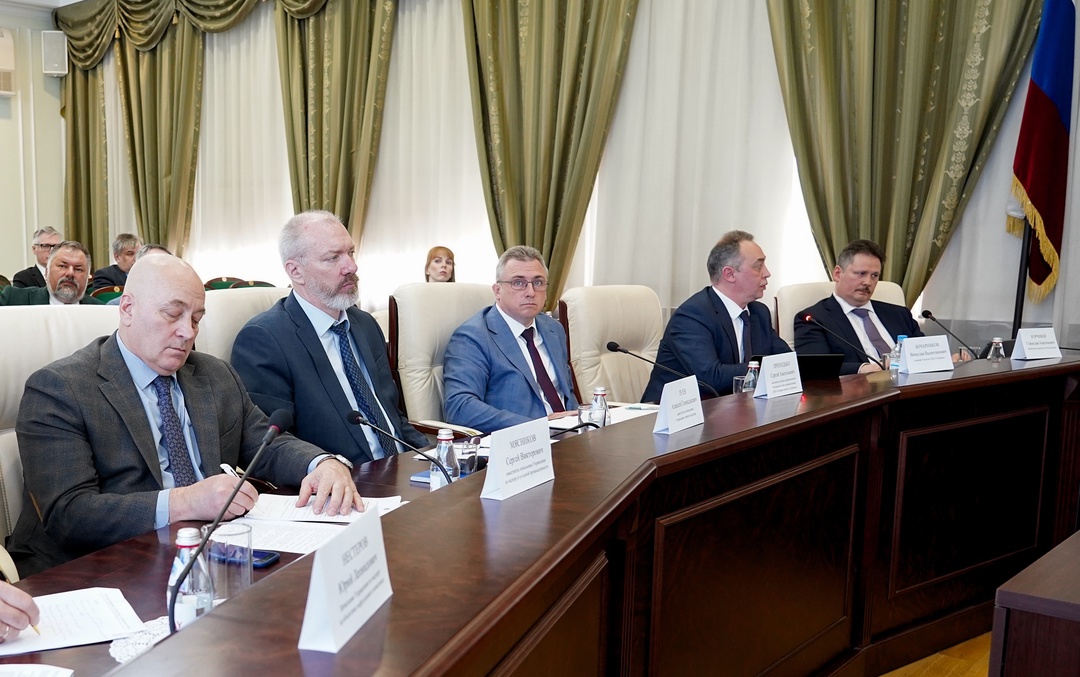 В Ростехнадзоре под председательством Руководителя Службы Александра Трембицкого состоялось совещание по подведению промежуточных итогов внедрения систем…