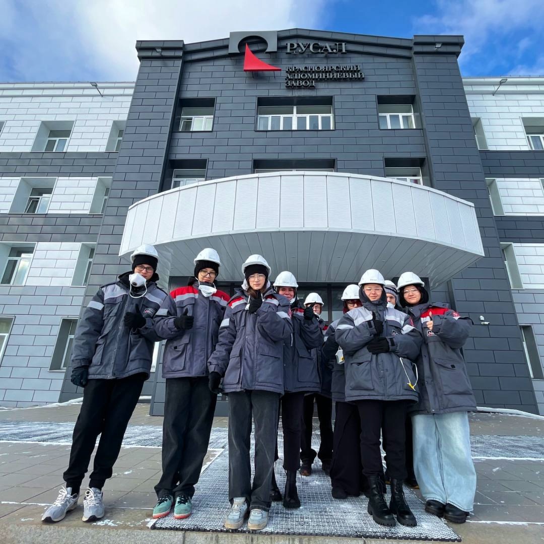 Друзья, согласитесь, одно дело — читать о технологиях и трендах в отрасли, а совсем другое — увидеть их в действии