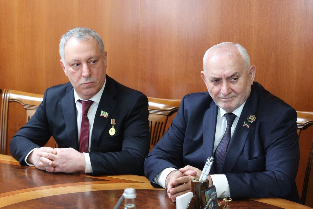 Председатель Совета Федерации Валентина Матвиенко обсудила с председателем Парламента Чеченской Республики Шаидом Жамалдаевым перспективы…