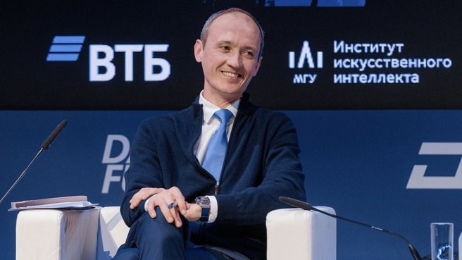 Актуальные вопросы развития платформенной экономики, взаимодействие бизнеса и государства, необходимые меры поддержки, а также расширение доступа к данным и…