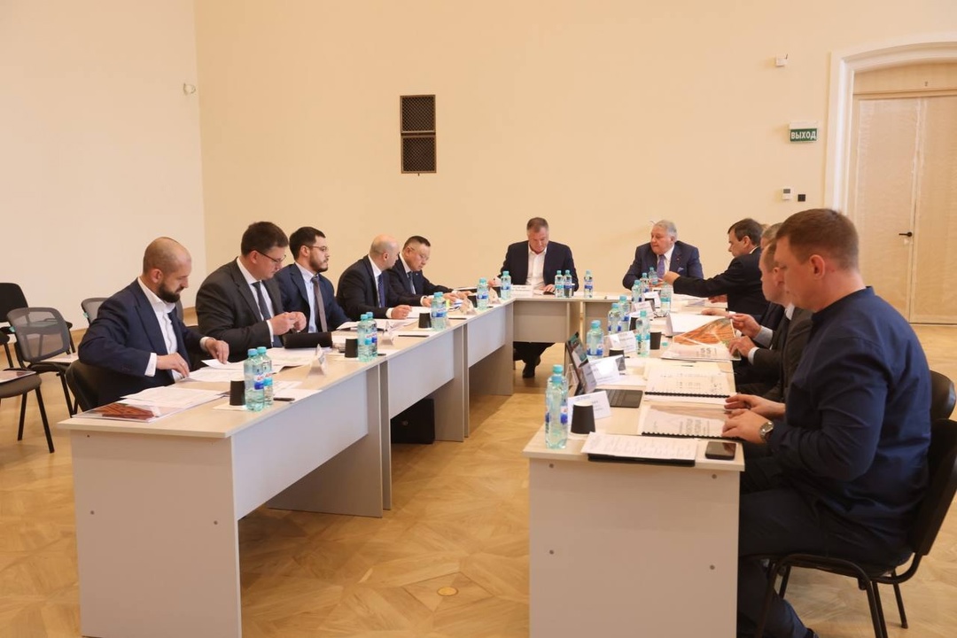 Глава Минстроя России Ирек Файзуллин принял участие в выездном совещании, посвященном реставрации Политехнического музея Москвы