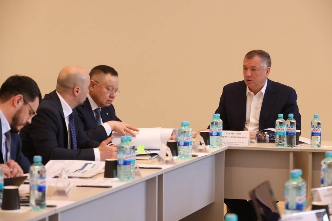 Глава Минстроя России Ирек Файзуллин принял участие в выездном совещании, посвященном реставрации Политехнического музея Москвы