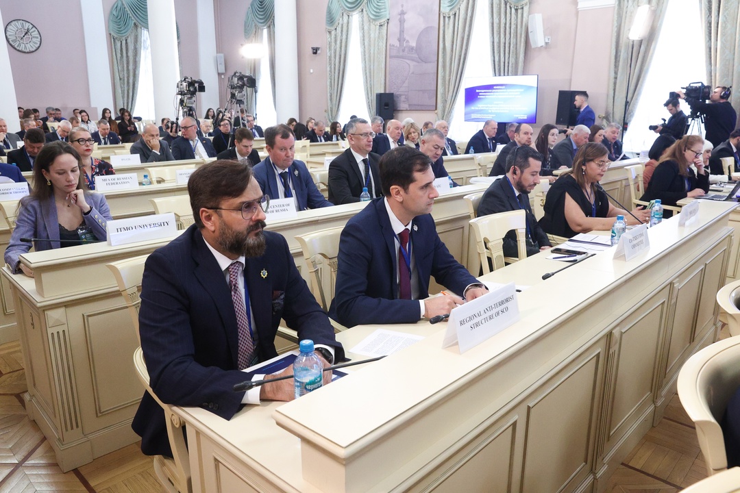 На международной конференции «Законодательное регулирование противодействия использованию искусственного интеллекта и новых технологий в террористических…