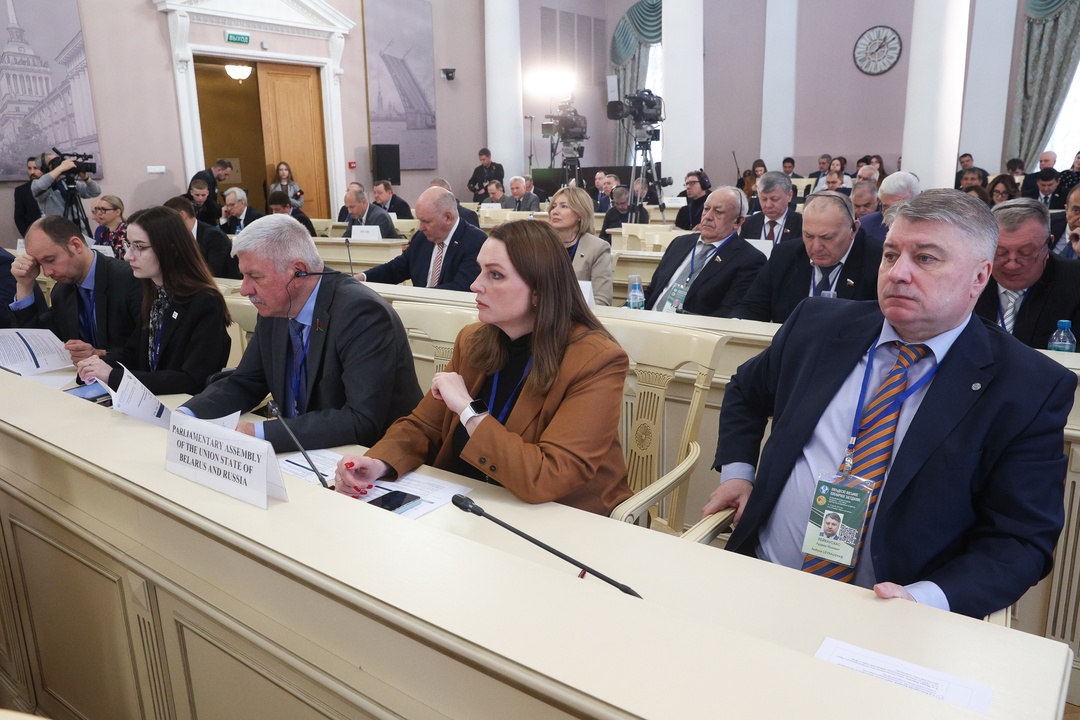 На международной конференции «Законодательное регулирование противодействия использованию искусственного интеллекта и новых технологий в террористических…