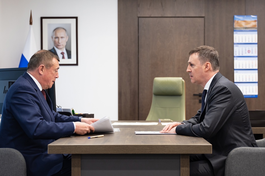 Дмитрий Патрушев и губернатор Сахалинской области Валерий Лимаренко обсудили развитие агропромышленного комплекса и экологические вопросы Сахалинской области