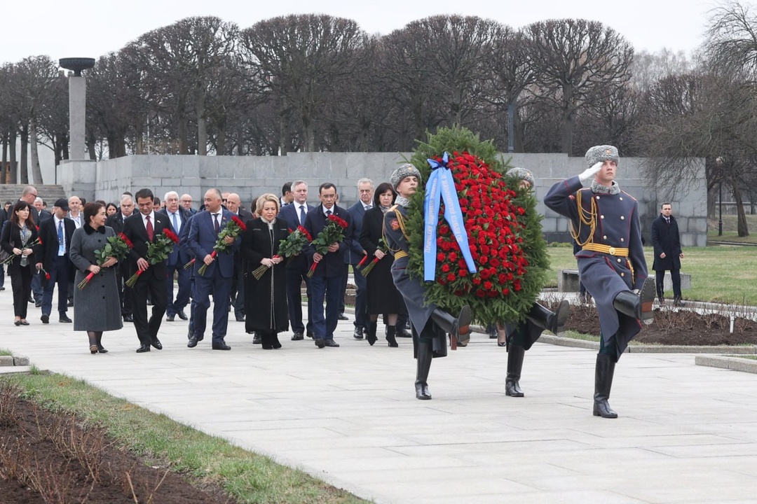 Валентина Матвиенко: Государства СНГ одинаково настроены бороться с попытками искажения, фальсификации истории