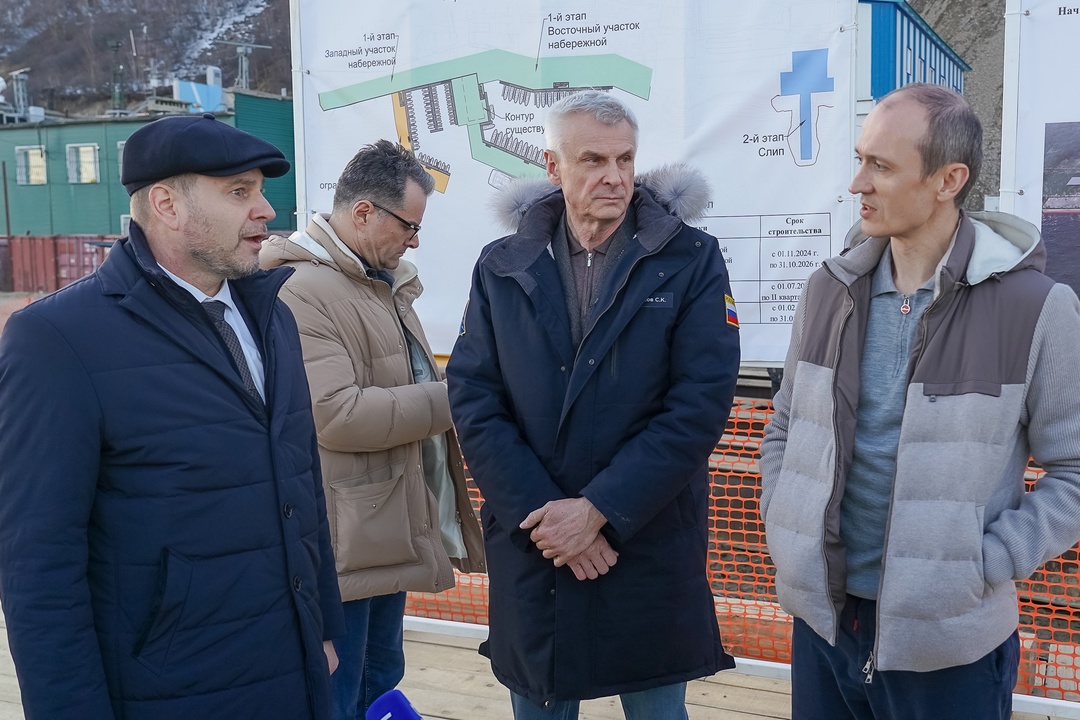 Дмитрий Григоренко проверил реализацию социальных и инфраструктурных проектов в Магаданской области