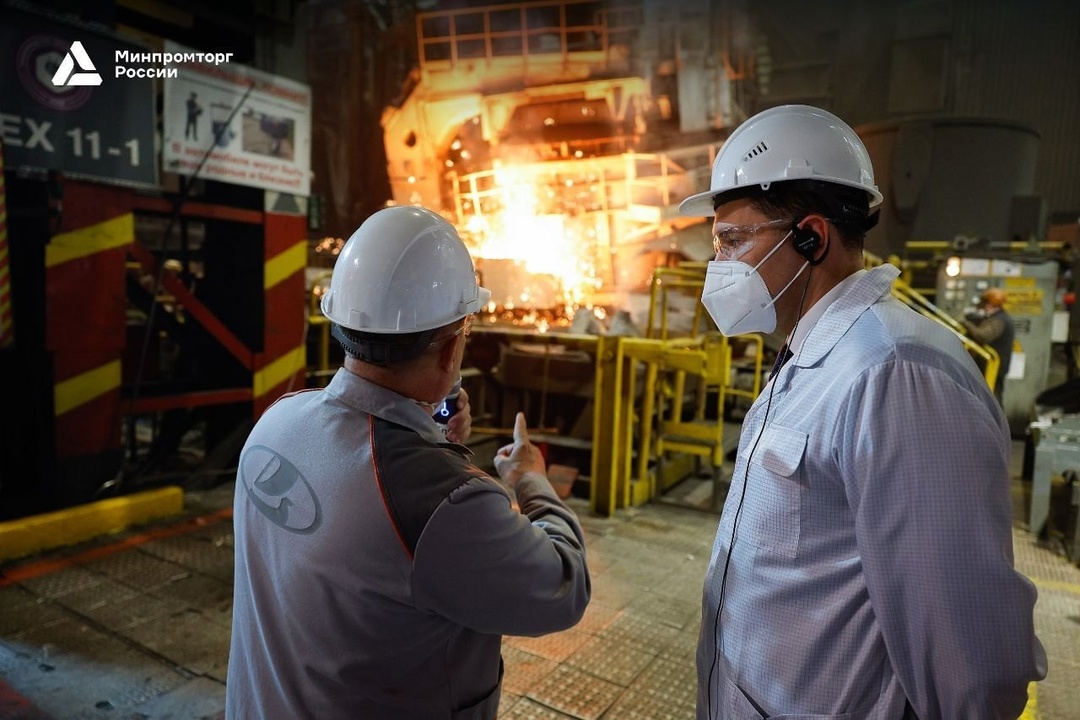 ️ Антон Алиханов принял участие в запуске промпроизводства новой модели LADA Iskra