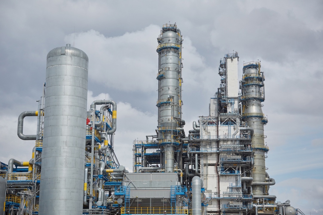 На Амурском ГПЗ готовятся запустить пятую технологическую линию - сообщает Neftegaz Territory