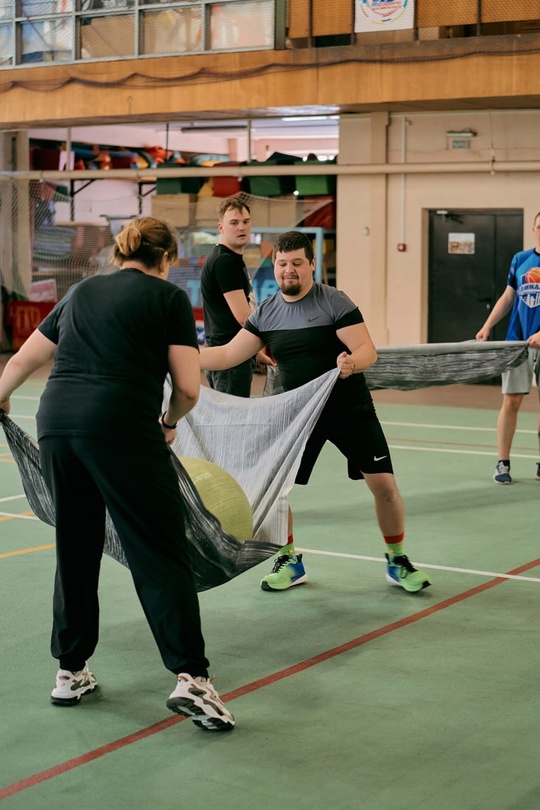 Пока вы перекидываете отчёты - мы перекидываем мяч простынями