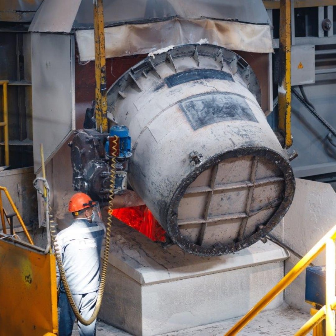 21 апреля 1985 года на Саяногорском алюминиевом заводе был получен первый алюминиевый слиток. Знаковое событие не только для отрасли, но и для РУСАЛа