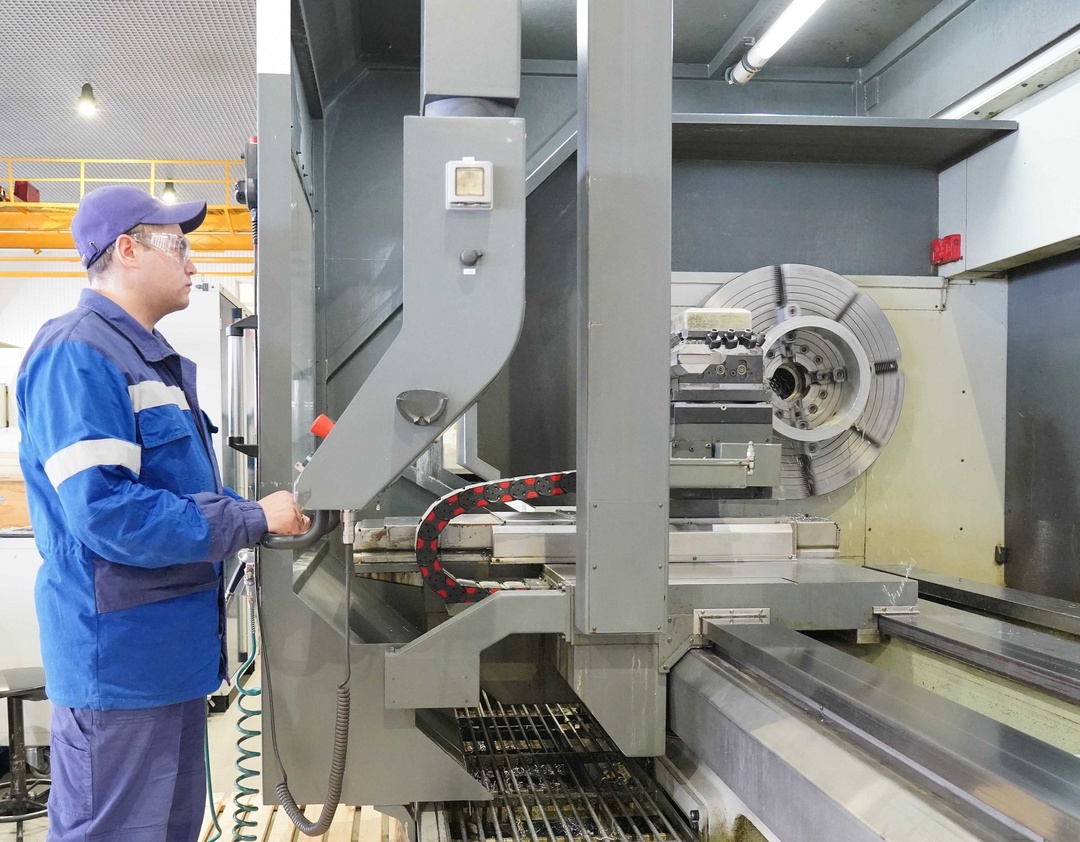 Тюменский ремонтно-механический завод (ТРМЗ) в период с января по март 2025 года изготовил почти 7 тыс. единиц продукции на общую сумму 850 млн рублей