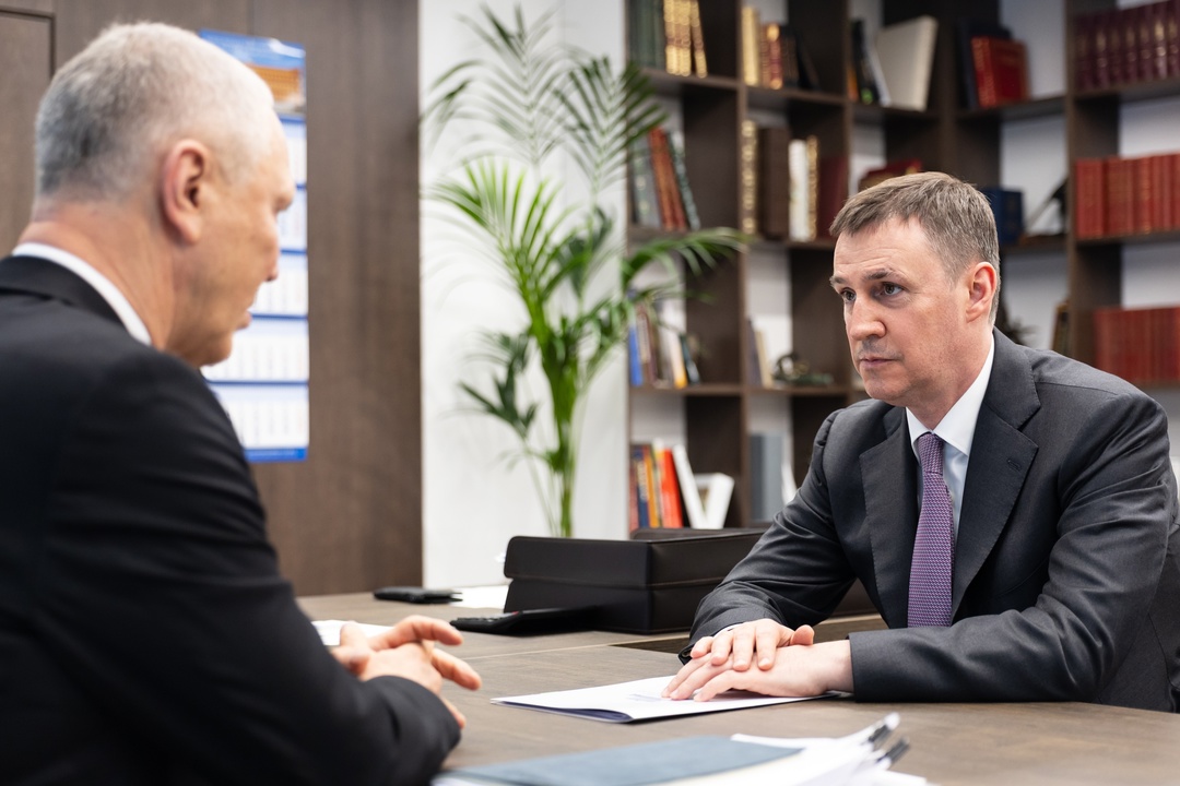 Вице-премьер Дмитрий Патрушев и глава Херсонской области Владимир Сальдо обсудили развитие сельского хозяйства региона